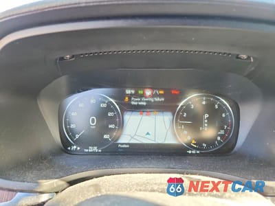 Zdjęcie 9 z 14 samochodu: 2020 VOLVO V60 CROSS COUNTRY T5 MOMENTUM VIN:YV4102WK6L1041236 - miniatura