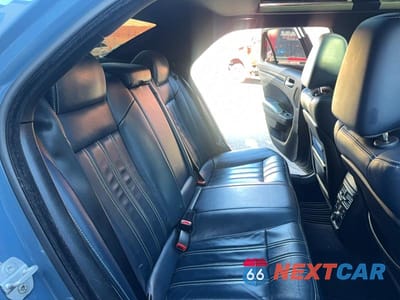 Zdjęcie 6 z 10 samochodu: 2014 CHRYSLER 300 S VIN:2C3CCABG6EH355167 - miniatura