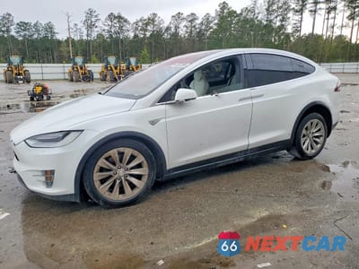 2016 TESLA MODEL X 5YJXCBE25GF022017 - główne zdjęcie licytacji z USA - miniatura