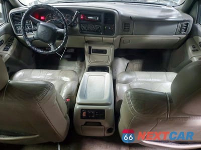 Zdjęcie 8 z 13 samochodu: 2002 CHEVROLET TAHOE K1500 VIN:1GNEK13Z52J236163 - miniatura