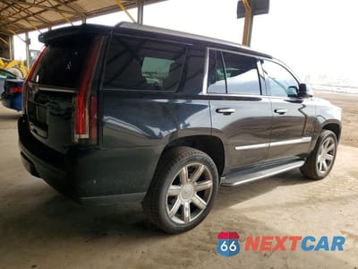 Trzecie zdjęcie samochodu z tyłu: 2019 CADILLAC ESCALADE LUXURY VIN:1GYS4BKJ0KR219306 - miniatura