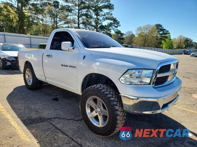 Czwarte zdjęcie samochodu z boku: 2011 DODGE RAM 1500 VIN:3D7JB1EP8BG540503 - miniatura