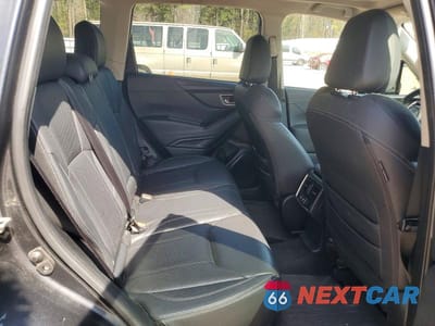 Zdjęcie 10 z 11 samochodu: 2019 SUBARU FORESTER LIMITED VIN:JF2SKAUC0KH565612 - miniatura