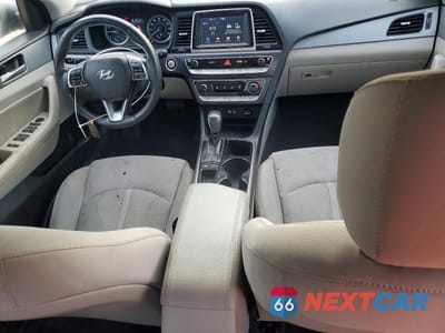 Zdjęcie 8 z 12 samochodu: 2018 HYUNDAI SONATA SEL VIN:5NPE34AF6JH691420 - miniatura