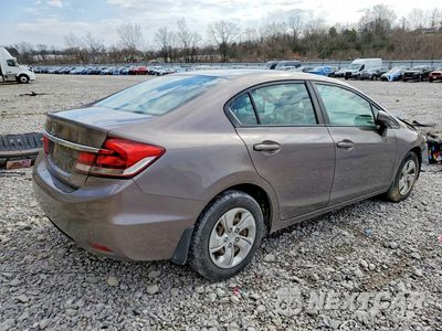 Trzecie zdjęcie samochodu z tyłu: 2015 HONDA CIVIC LX VIN:19XFB2F56FE024080 - miniatura
