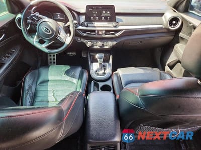Zdjęcie 8 z 13 samochodu: 2021 KIA FORTE GT VIN:3KPF44AC0ME323962 - miniatura