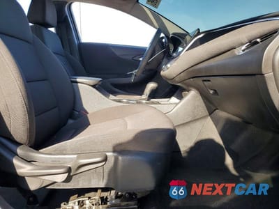 Zdjęcie 7 z 12 samochodu: 2020 CHEVROLET MALIBU LT VIN:1G1ZD5STXLF113013 - miniatura