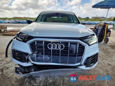 Piąte zdjęcie samochodu w środku: 2024 AUDI Q7 PREMIUM VIN:WA1ACBF75RD007182 - miniatura