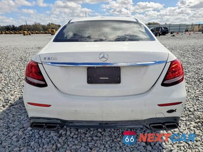 Zdjęcie 6 z 11 samochodu: 2017 MERCEDES-BENZ E 300 VIN:WDDZF4JB4HA025797 - miniatura