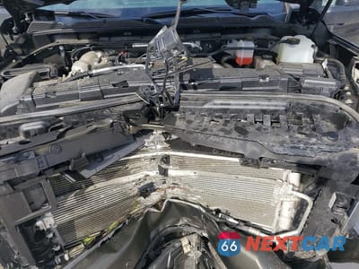 Zdjęcie 12 z 13 samochodu: 2023 GMC SIERRA K3500 DENALI VIN:1GT49WEY5PF219536 - miniatura