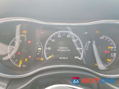 Zdjęcie 9 z 14 samochodu: 2019 JEEP GRAND CHEROKEE LAREDO VIN:1C4RJFAG6KC625765 - miniatura