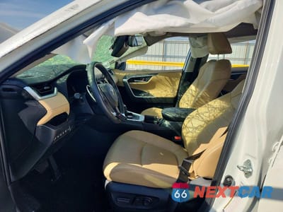 Zdjęcie 7 z 14 samochodu: 2019 TOYOTA RAV4 HYBRID LIMITED VIN:JTMDWRFV8KD519607 - miniatura