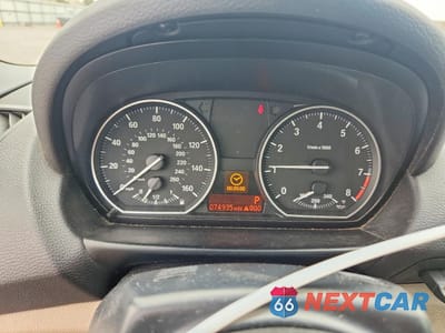 Zdjęcie 9 z 12 samochodu: 2008 BMW 135 I VIN:WBAUN93528VF56596 - miniatura