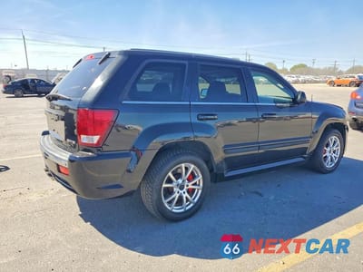 Trzecie zdjęcie samochodu z tyłu: 2010 JEEP GRAND CHEROKEE SRT-8 VIN:1J4RR7GW3AC105674 - miniatura