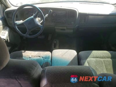 Zdjęcie 8 z 12 samochodu: 2000 CHEVROLET SILVERADO K1500 VIN:1GCEK19T5YE368837 - miniatura