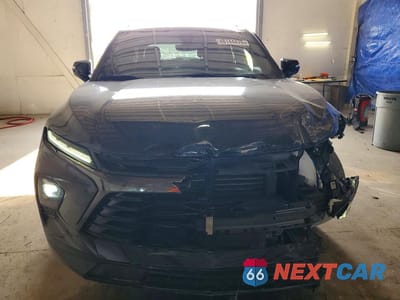 Piąte zdjęcie samochodu w środku: 2023 CHEVROLET BLAZER RS VIN:3GNKBKRS3PS216874 - miniatura