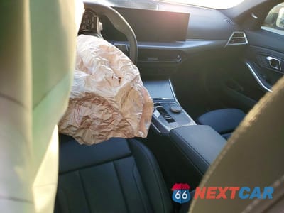 Zdjęcie 8 z 12 samochodu: 2025 BMW 330XI VIN:3MW89CW02S8F45835 - miniatura