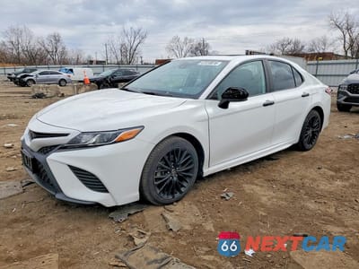2020 TOYOTA CAMRY SE NIGHTSHADE 4T1G11AK3LU389520 - główne zdjęcie licytacji z USA - miniatura