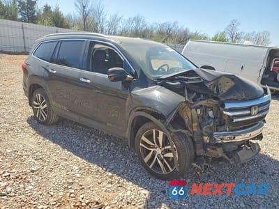 Czwarte zdjęcie samochodu z boku: 2018 HONDA PILOT ELITE VIN:5FNYF6H07JB003229 - miniatura