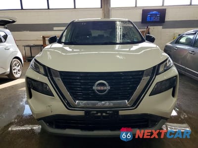 Piąte zdjęcie samochodu w środku: 2023 NISSAN ROGUE S VIN:5N1BT3AB3PC856804 - miniatura