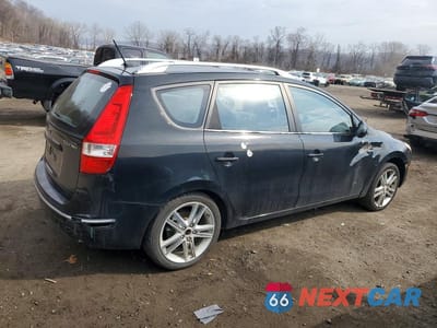 Trzecie zdjęcie samochodu z tyłu: 2011 HYUNDAI ELANTRA TOURING SE VIN:KMHDC8AE9BU101918 - miniatura