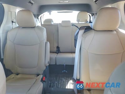 Zdjęcie 10 z 13 samochodu: 2021 TOYOTA SIENNA VIN:5TDYRKEC9MS028387 - miniatura