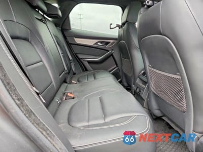 Zdjęcie 11 z 12 samochodu: 2024 JAGUAR F-PACE R-DYNAMIC S VIN:SADCT2EX1RA736334 - miniatura