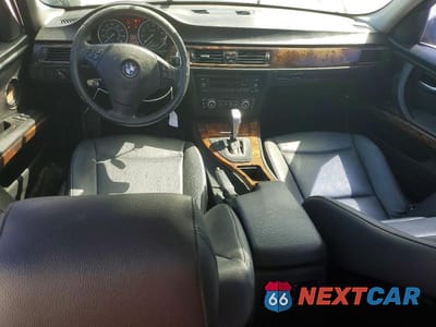 Zdjęcie 8 z 11 samochodu: 2008 BMW 328 I VIN:WBAVA33528KX87509 - miniatura