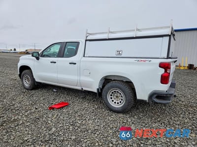 Drugie zdjęcie samochodu z przodu: 2021 CHEVROLET SILVERADO K1500 VIN:1GCRYAEF7MZ323143 - miniatura
