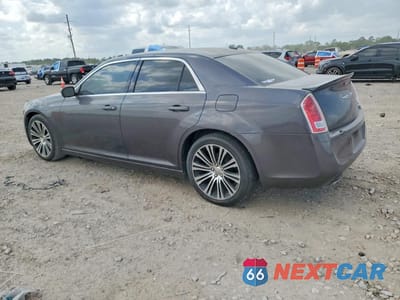 Drugie zdjęcie samochodu z przodu: 2013 CHRYSLER 300 S VIN:2C3CCABG7DH660921 - miniatura