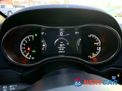 Zdjęcie 8 z 14 samochodu: 2021 JEEP GRAND CHEROKEE LAREDO VIN:1C4RJFAG0MC541945 - miniatura