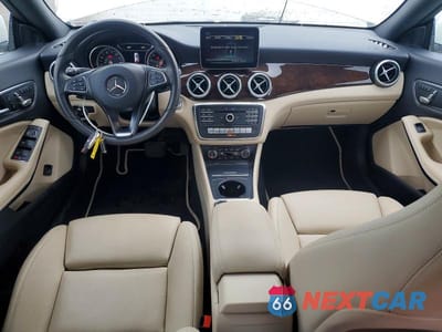 Zdjęcie 8 z 11 samochodu: 2018 MERCEDES-BENZ CLA 250 4MATIC VIN:WDDSJ4GB9JN542907 - miniatura