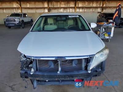 Piąte zdjęcie samochodu w środku: 2011 TOYOTA AVALON LIMITED VIN:4T1BK3DB8BU403232 - miniatura