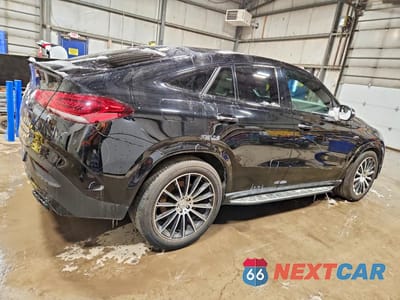 Trzecie zdjęcie samochodu z tyłu: 2022 MERCEDES-BENZ GLE COUPE AMG 53 4MATIC VIN:4JGFD6BB3NA787975 - miniatura