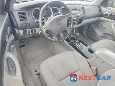 Zdjęcie 8 z 11 samochodu: 2011 TOYOTA TACOMA BASE VIN:5TFPX4EN6BX003274 - miniatura