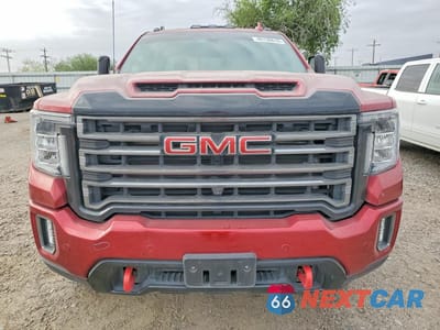Piąte zdjęcie samochodu w środku: 2022 GMC SIERRA K2500 AT4 VIN:1GT49PEY1NF219214 - miniatura
