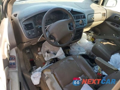 Zdjęcie 8 z 13 samochodu: 2000 TOYOTA SIENNA XLE VIN:4T3ZF13C2YU272011 - miniatura