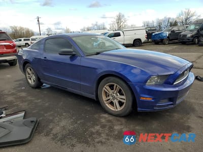 Czwarte zdjęcie samochodu z boku: 2014 FORD MUSTANG VIN:1ZVBP8AMXE5332636 - miniatura