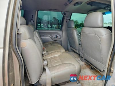 Zdjęcie 11 z 13 samochodu: 1998 CHEVROLET SUBURBAN K1500 VIN:3GNFK16R9WG142830 - miniatura