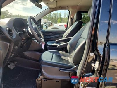 Zdjęcie 7 z 13 samochodu: 2018 MERCEDES-BENZ METRIS VIN:WD4PG2EE2J3406653 - miniatura