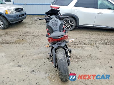 Czwarte zdjęcie samochodu z boku: 2014 KAWASAKI EX650 F VIN:JKAEXEF11EDA13688 - miniatura