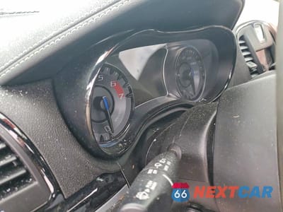 Zdjęcie 9 z 11 samochodu: 2023 CHRYSLER 300 S VIN:2C3CCABT7PH706331 - miniatura