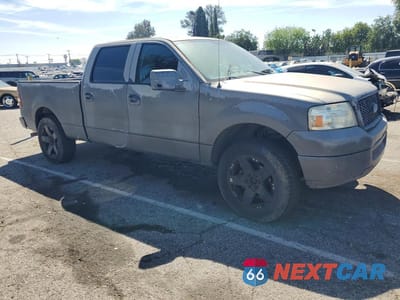 Czwarte zdjęcie samochodu z boku: 2006 FORD F150 SUPERCREW VIN:1FTPW12586KC39644 - miniatura