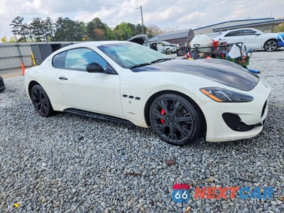 Czwarte zdjęcie samochodu z boku: 2014 MASERATI GRANTURISMO S VIN:ZAM45VLA3E0083270 - miniatura