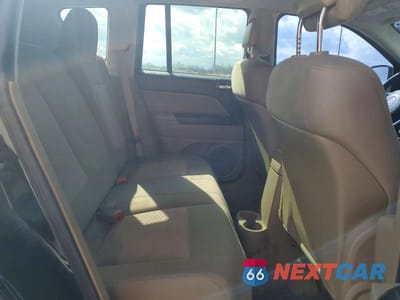 Zdjęcie 11 z 13 samochodu: 2012 JEEP COMPASS LATITUDE VIN:1C4NJCEA6CD634495 - miniatura