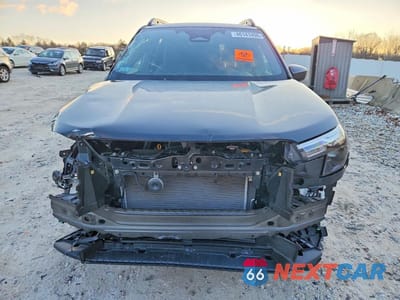 Piąte zdjęcie samochodu w środku: 2025 SUBARU FORESTER PREMIUM VIN:JF2SLDDC4SH542199 - miniatura