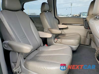 Zdjęcie 11 z 13 samochodu: 2012 KIA SEDONA EX VIN:KNDMH4C78C6494040 - miniatura