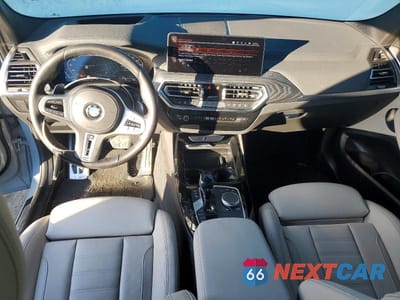 Zdjęcie 8 z 11 samochodu: 2022 BMW X3 M40I VIN:5UX83DP05N9M55127 - miniatura