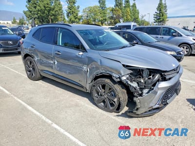 Czwarte zdjęcie samochodu z boku: 2024 BUICK ENVISION ESSENCE VIN:LRBFZPE45RD043970 - miniatura