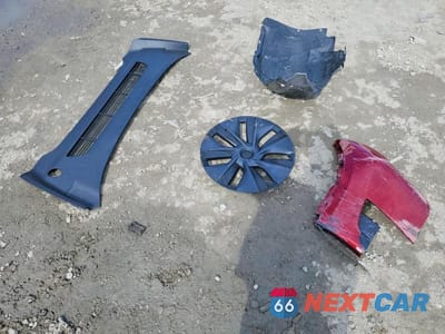 Zdjęcie 13 z 13 samochodu: 2024 TESLA MODEL Y VIN:7SAYGAEE2RF120134 - miniatura